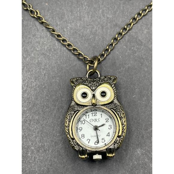 Vintage DBS Signed Goldtone Owl Pendant Quartz Watch w/ Chain Necklace - Picture 8 of 11